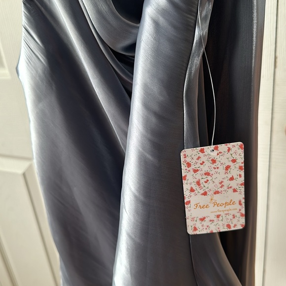 NWT Free People Women's Metallic Tank Top - Picture 7 of 9